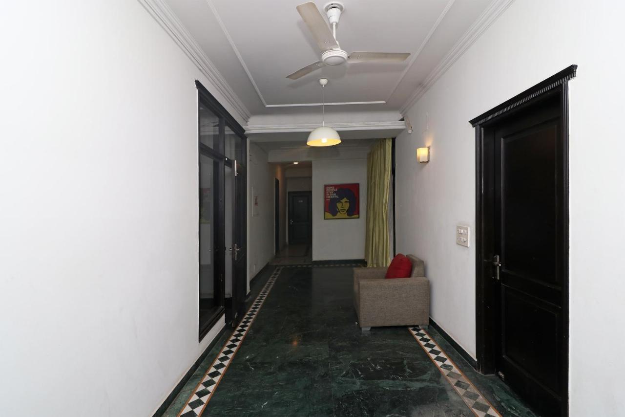 Oyo Capital O 5879 Radha Damodar Residency Hotel Puri Exterior photo