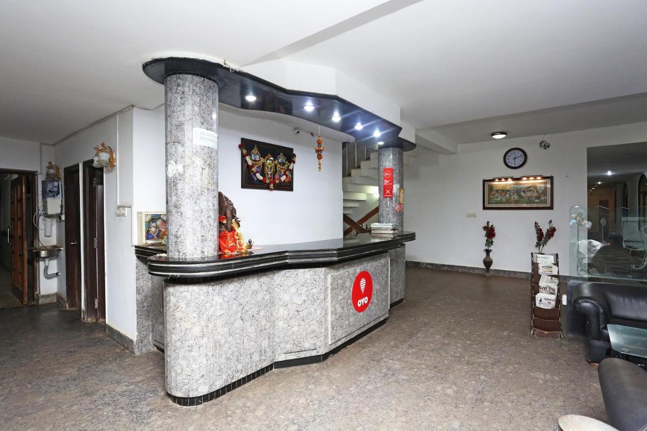 Oyo Capital O 5879 Radha Damodar Residency Hotel Puri Exterior photo